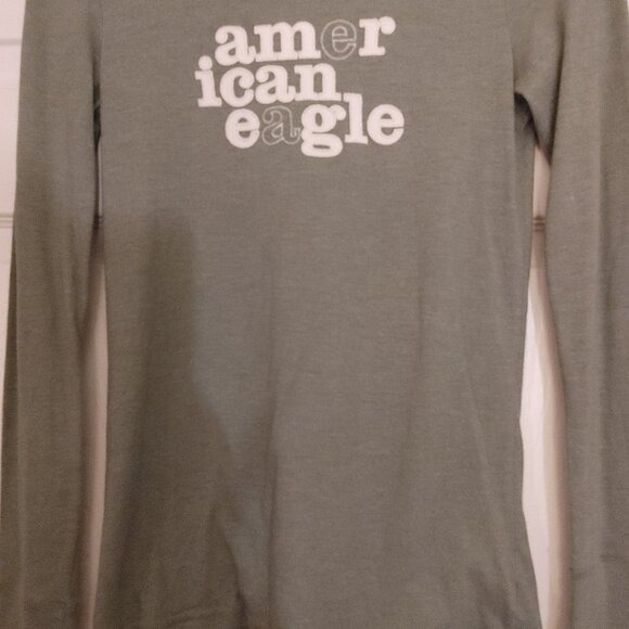 American Eagle Vintage Green Long Sleeved Girls Shirt Size Medium - Picture 2 of 5
